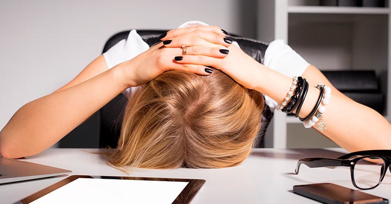 Women having headache and diziness
